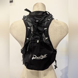 Hydration Backpack Vest Lightweight Run Bike Marathon Vest New! No Bladder